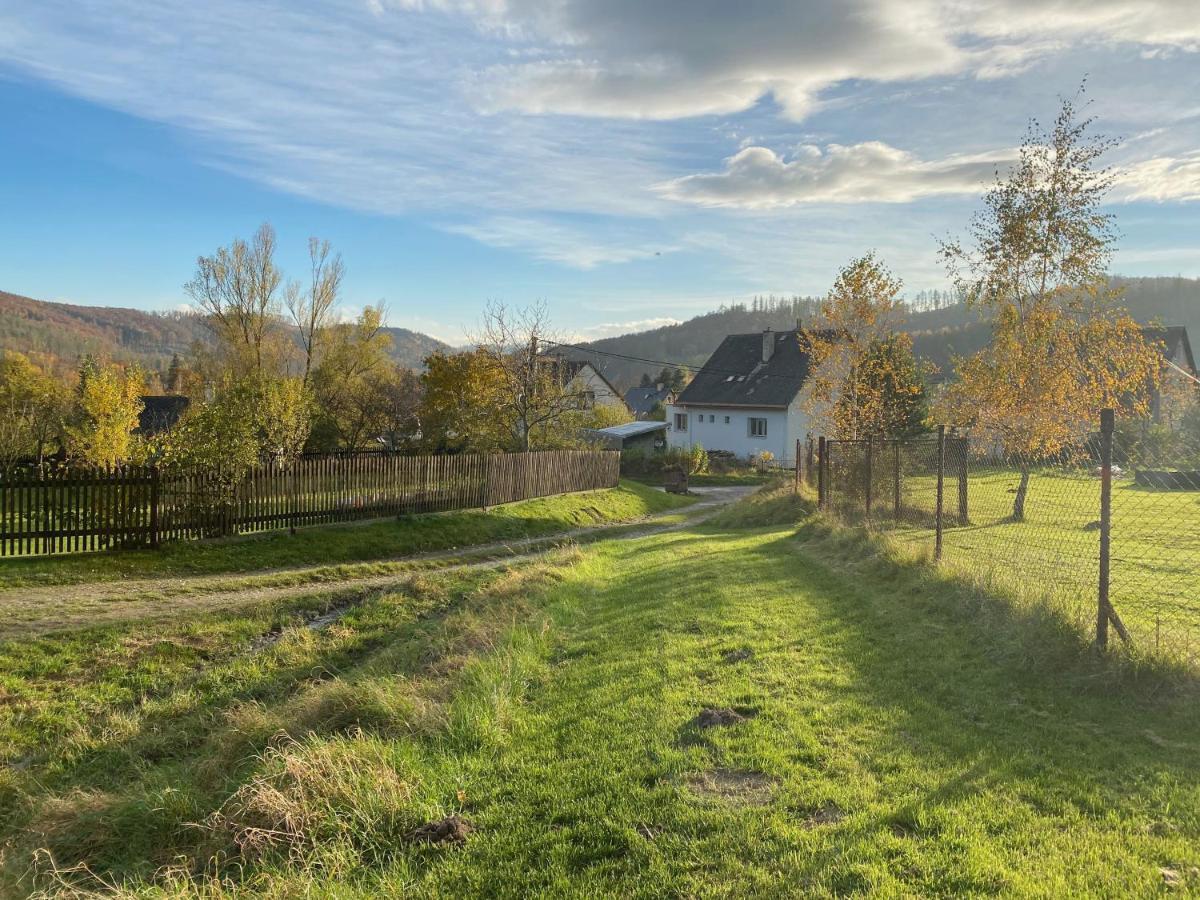 Apartman Karlovice Karlovice  Eksteriør billede